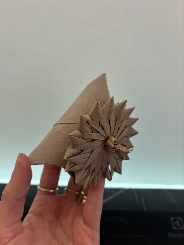 scatolina con rotolo carta